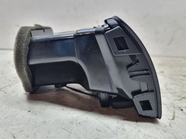 bontott VW GOLF V Bal Szellőző