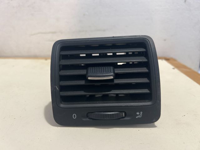 bontott VW GOLF V Bal Szellőző