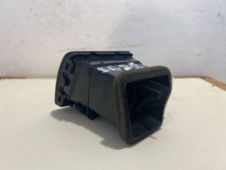 bontott VW GOLF V Bal Szellőző