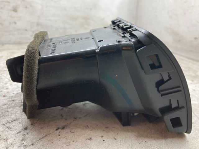 bontott VW GOLF V Bal Szellőző