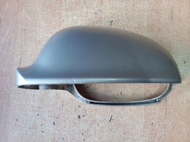 bontott VW GOLF V Bal Visszapillantó Tükör Burkolat