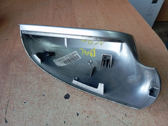 bontott VW GOLF V Bal Visszapillantó Tükör Burkolat