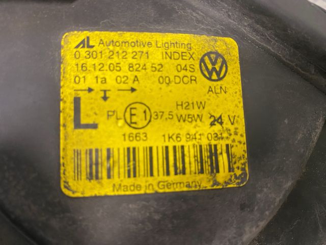 bontott VW GOLF V Bal Xenon Fényszóró