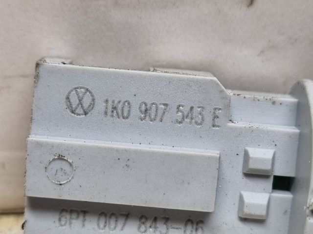 bontott VW GOLF V Belső Hőmérséklet Érzékelő