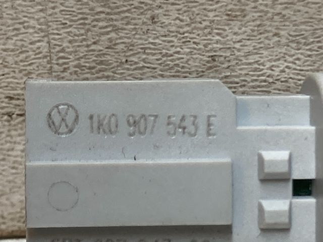 bontott VW GOLF V Belső Hőmérséklet Érzékelő