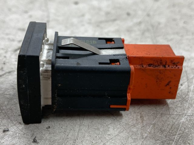 bontott VW GOLF V Belső Levegő Kapcsoló