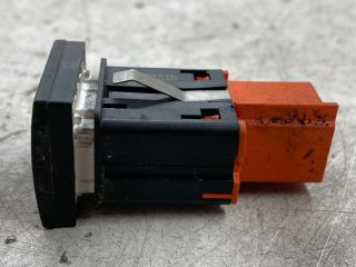 bontott VW GOLF V Belső Levegő Kapcsoló