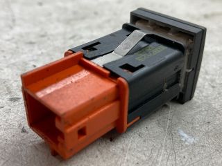 bontott VW GOLF V Belső Levegő Kapcsoló