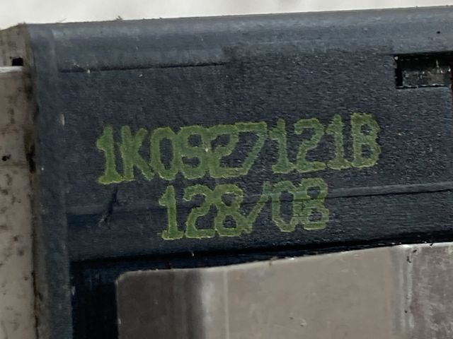 bontott VW GOLF V Belső Levegő Kapcsoló