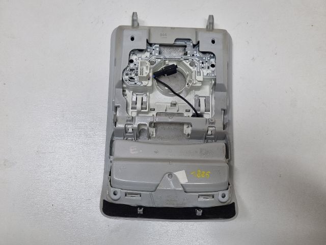 bontott VW GOLF V Beltér Világítás Első