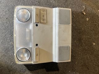 bontott VW GOLF V Beltér Világítás Első