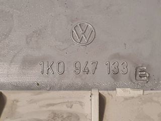 bontott VW GOLF V Beltér Világítás Első