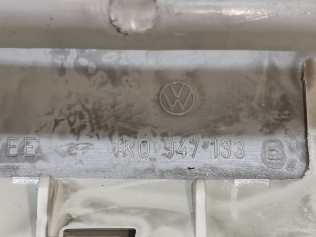 bontott VW GOLF V Beltér Világítás Első