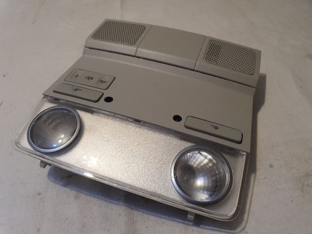 bontott VW GOLF V Beltér Világítás Első