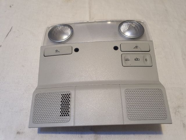 bontott VW GOLF V Beltér Világítás Első