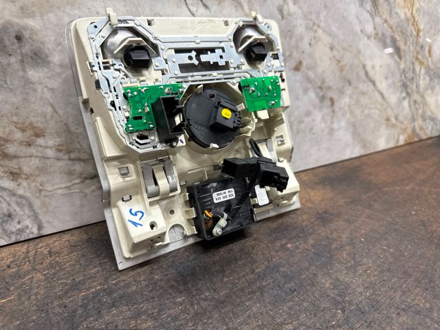 bontott VW GOLF V Beltér Világítás Első