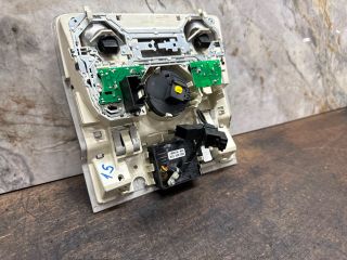 bontott VW GOLF V Beltér Világítás Első