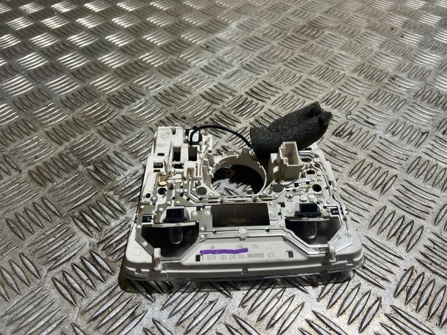 bontott VW GOLF V Beltér Világítás Első