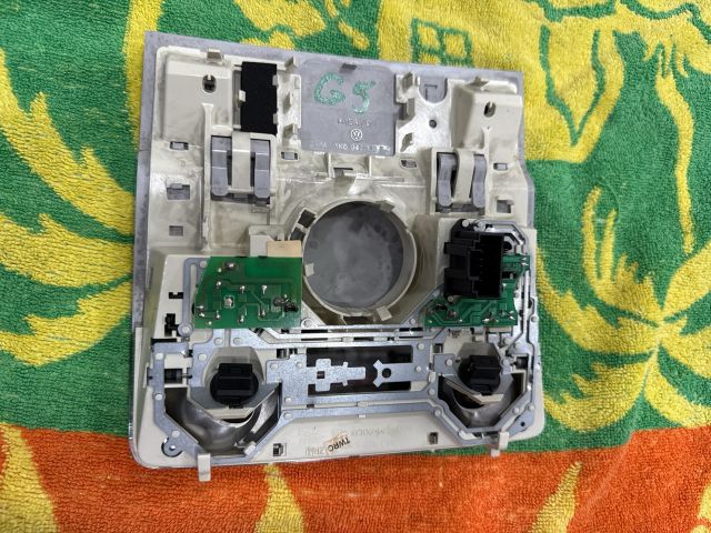 bontott VW GOLF V Beltér Világítás Első