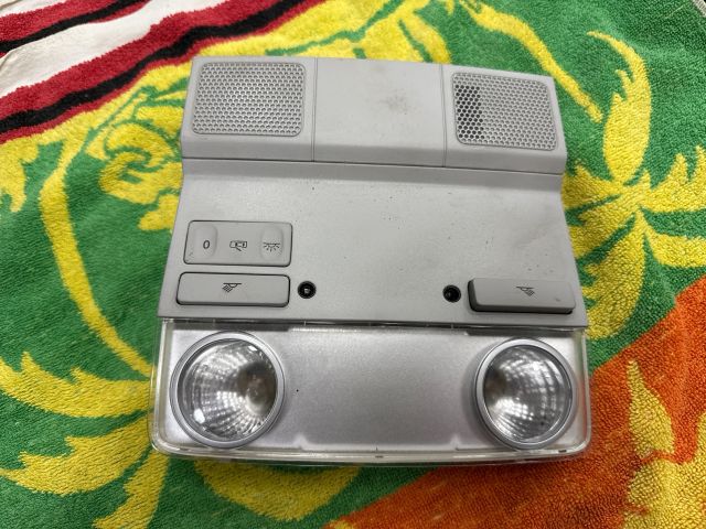 bontott VW GOLF V Beltér Világítás Első