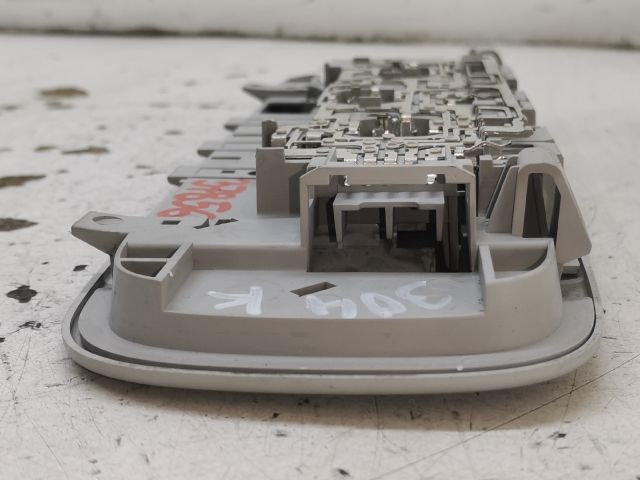 bontott VW GOLF V Beltér Világítás Hátsó