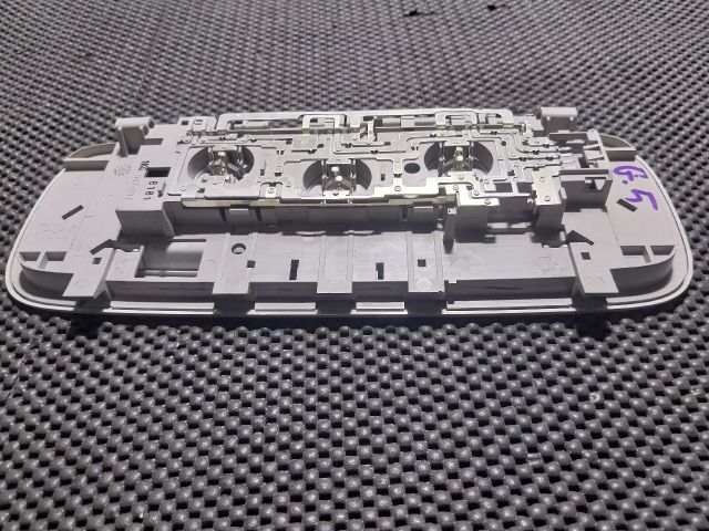 bontott VW GOLF V Beltér Világítás Hátsó