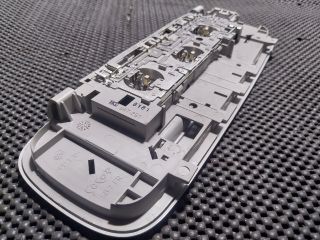 bontott VW GOLF V Beltér Világítás Hátsó