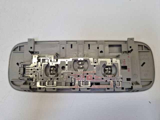 bontott VW GOLF V Beltér Világítás Hátsó