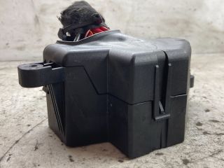 bontott VW GOLF V Biztosítéktábla Doboz