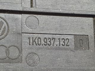 bontott VW GOLF V Biztosítéktábla Fedél