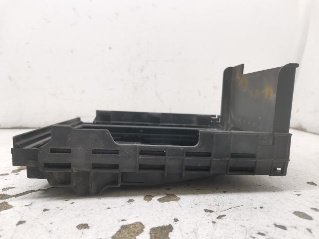 bontott VW GOLF V Biztosítéktábla Fedél