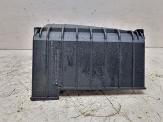 bontott VW GOLF V Biztosítéktábla Fedél