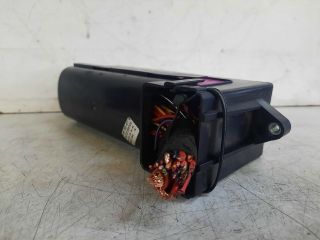 bontott VW GOLF V Biztosítéktábla Motortér