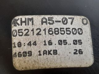 bontott VW GOLF V Biztosítéktábla Motortér