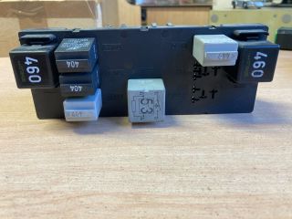 bontott VW GOLF V Biztosítéktábla Utastér