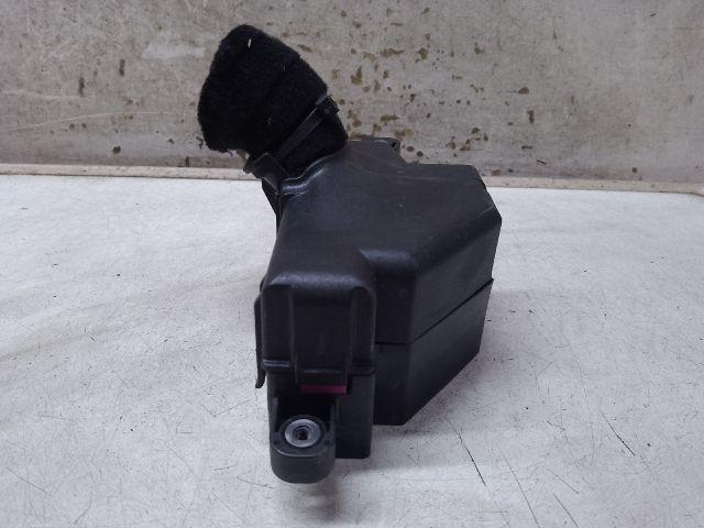 bontott VW GOLF V Biztosítéktábla Utastér