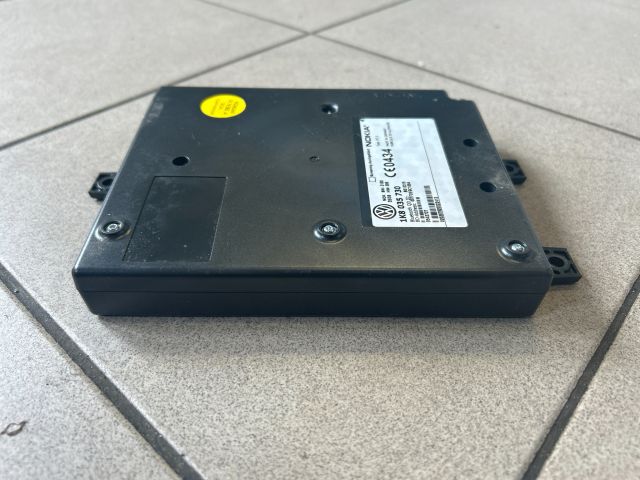 bontott VW GOLF V Bluetooth Elektronika