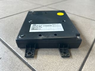 bontott VW GOLF V Bluetooth Elektronika