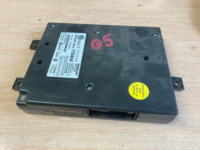 bontott VW GOLF V Bluetooth Elektronika