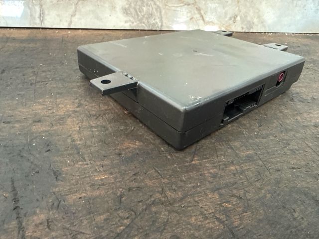 bontott VW GOLF V Bluetooth Elektronika