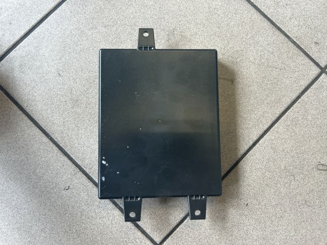 bontott VW GOLF V Bluetooth Elektronika