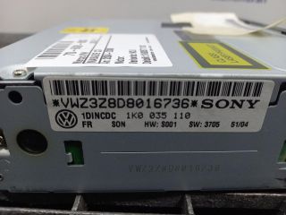 bontott VW GOLF V CD / DVD Tár