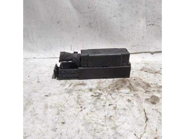 bontott VW GOLF V Csatlakozó