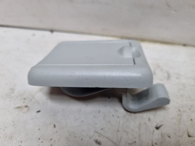 bontott VW GOLF V Csomagrögzítő