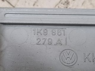 bontott VW GOLF V Csomagrögzítő