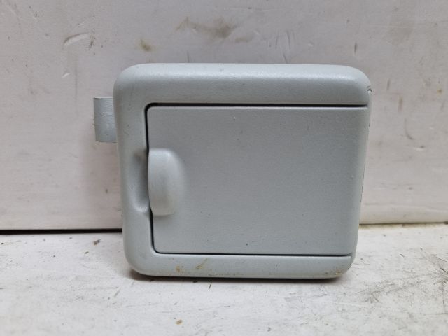 bontott VW GOLF V Csomagrögzítő