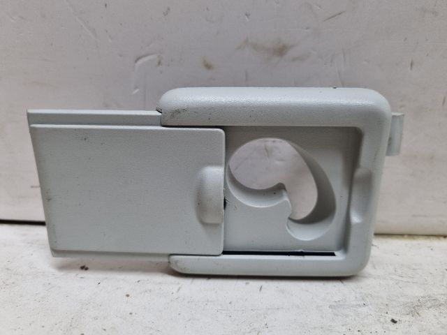 bontott VW GOLF V Csomagrögzítő