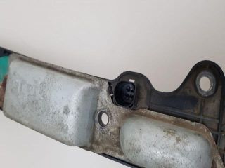 bontott VW GOLF V Csomagtér Nyitó Kar / Gomb