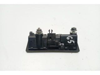 bontott VW GOLF V Csomagtér Nyitó Kar / Gomb