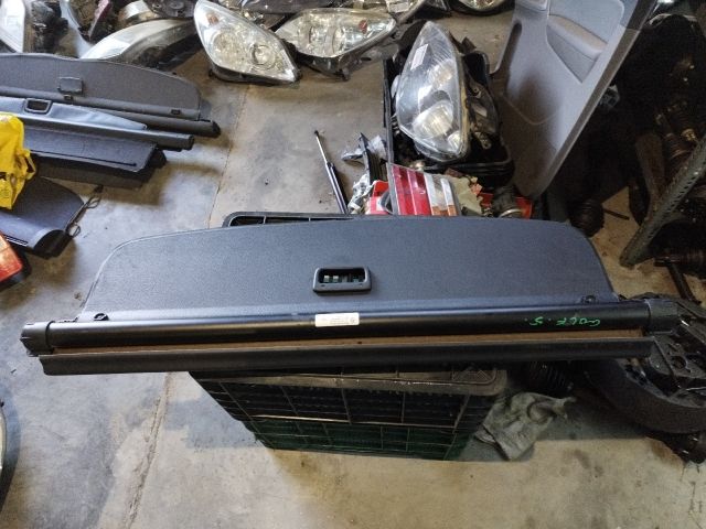 bontott VW GOLF V Csomagtér Roló